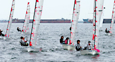 Small sailing dinghies